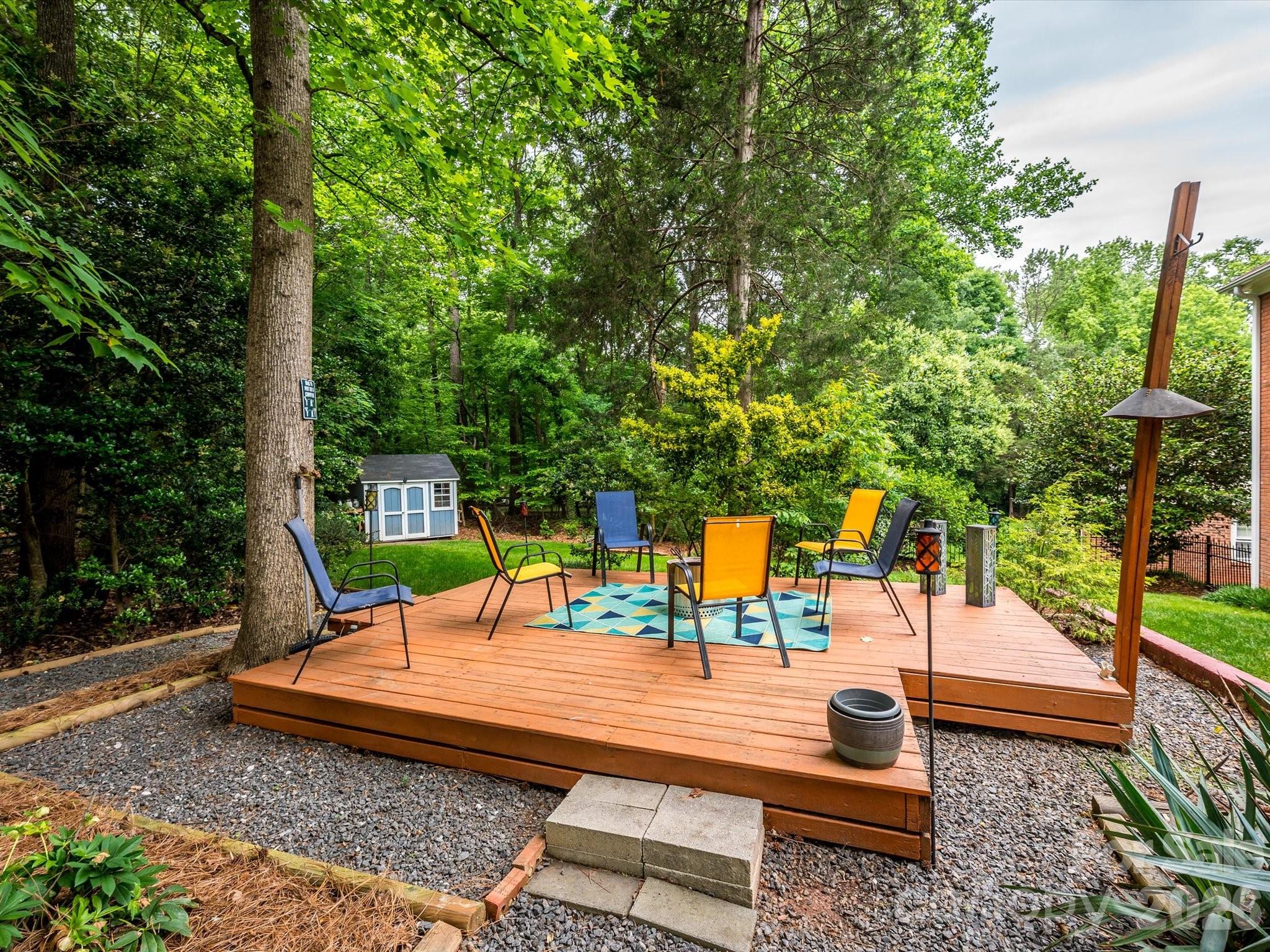 9607 Riddick Place — Matthews