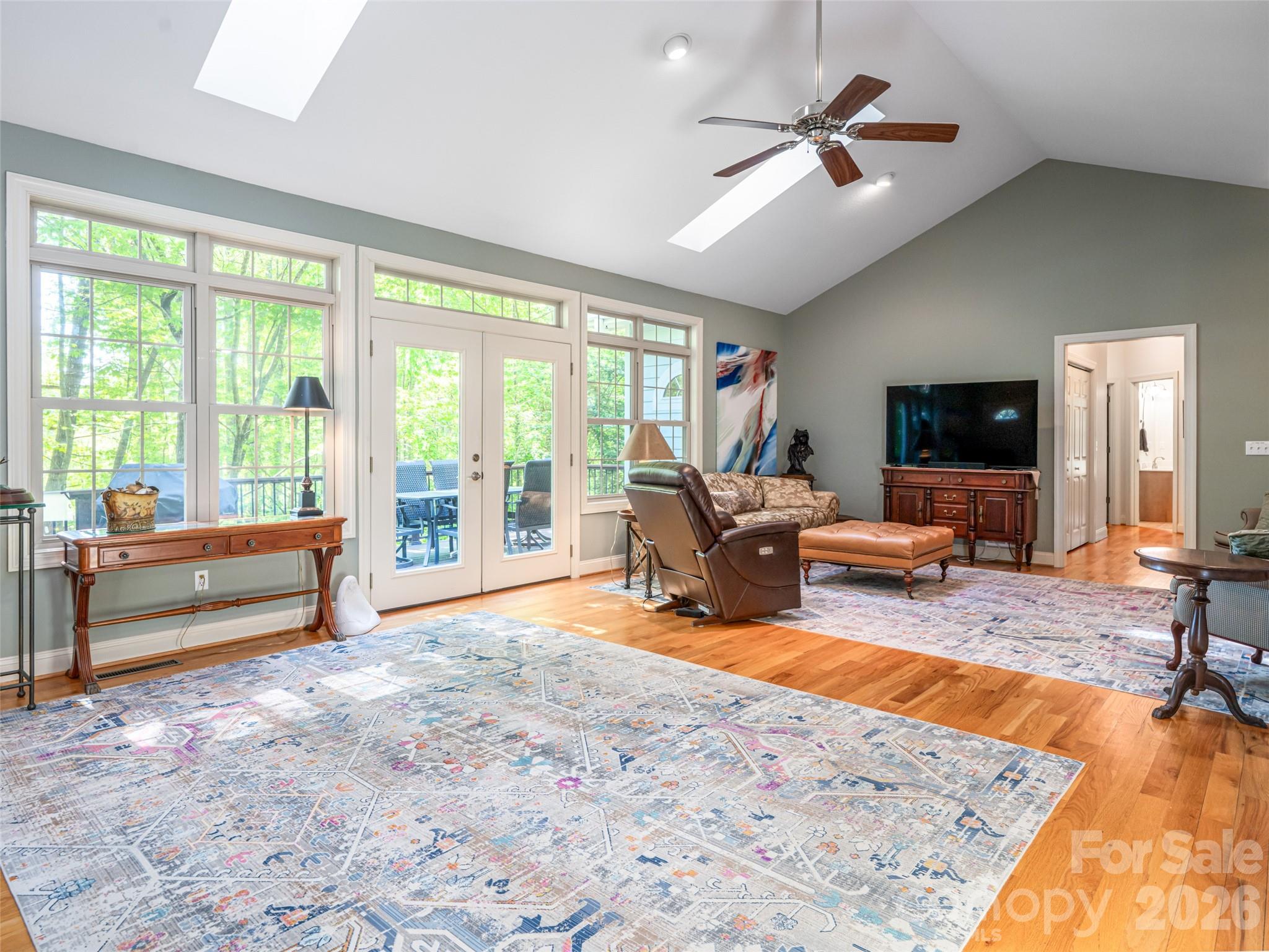 4 Dogwood Glen Circle — Etowah