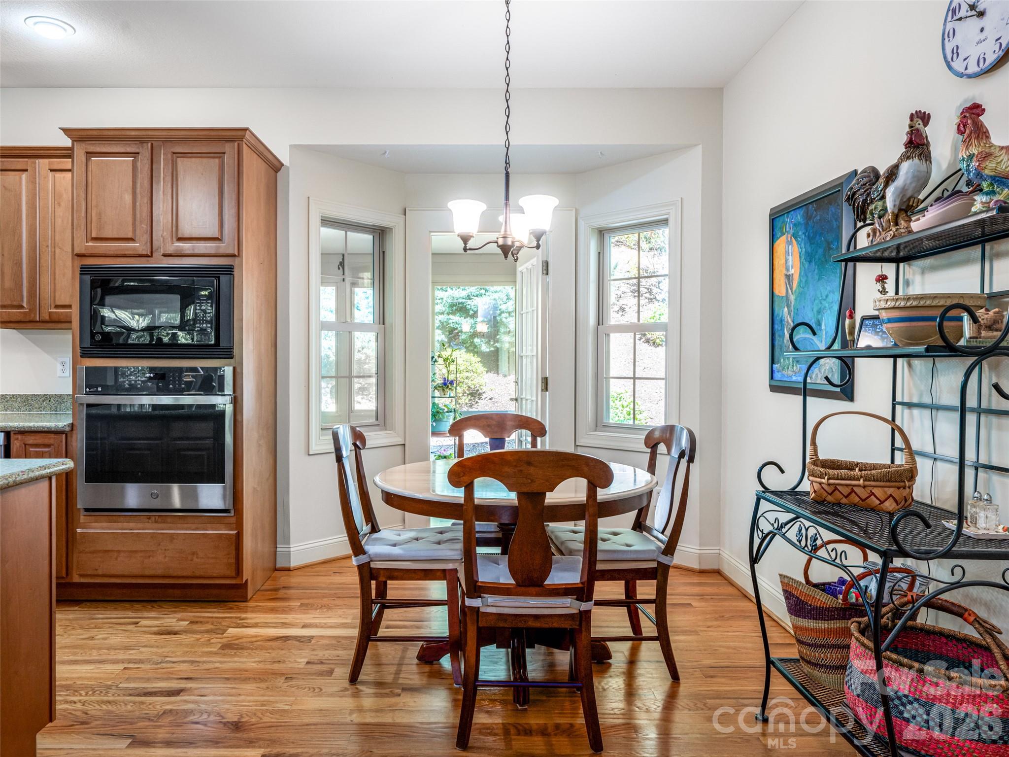 4 Dogwood Glen Circle — Etowah