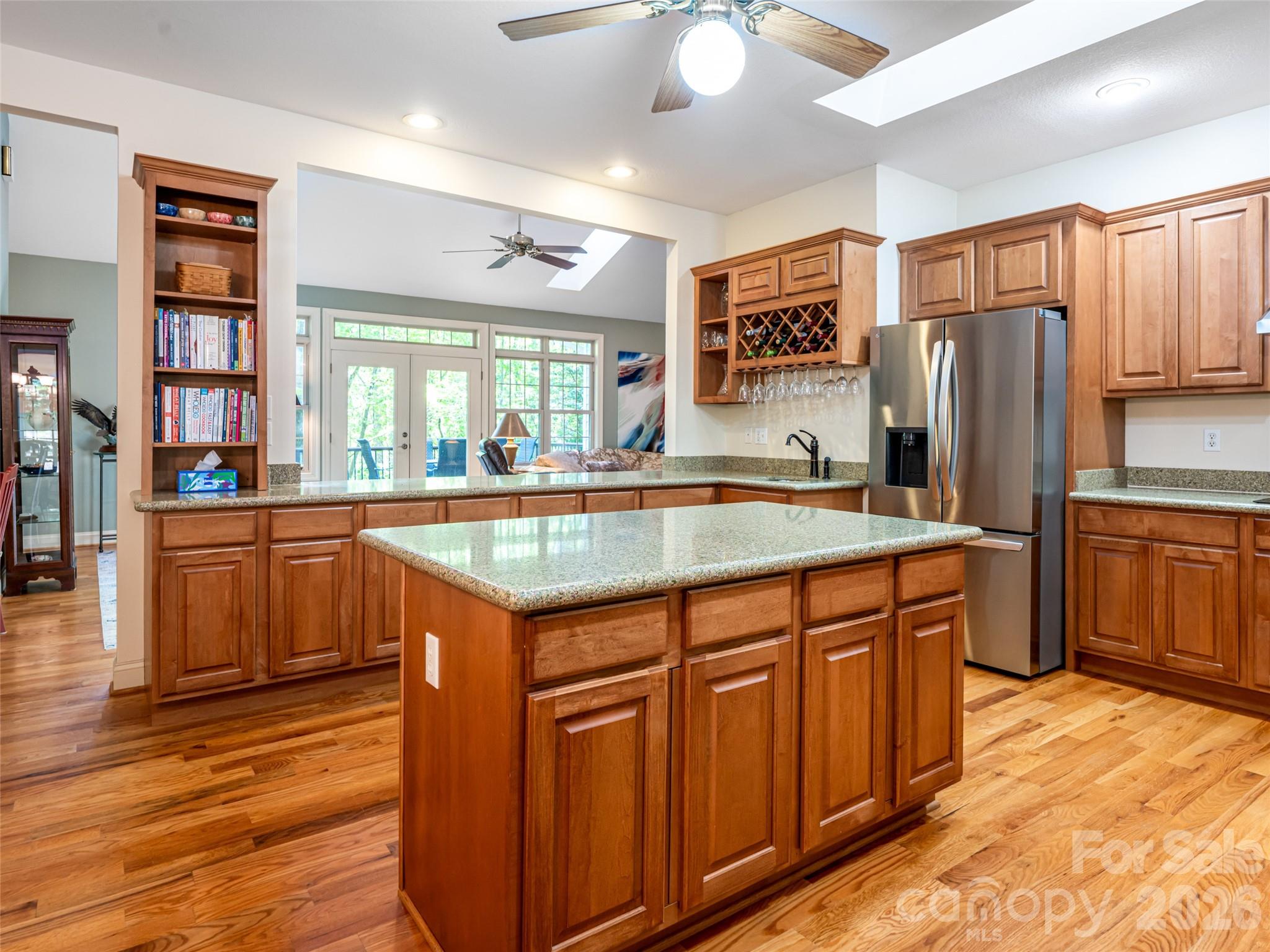 4 Dogwood Glen Circle — Etowah
