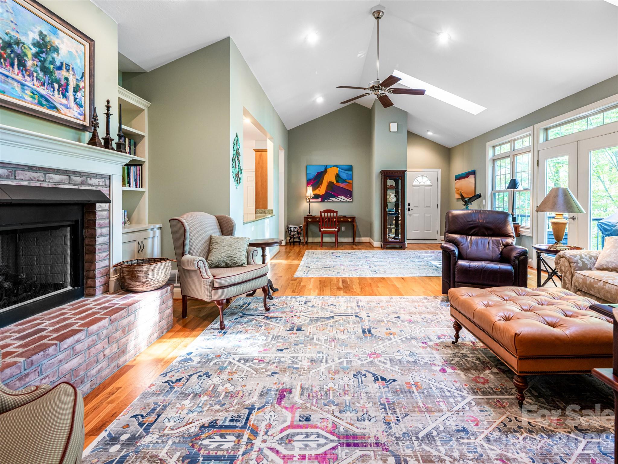 4 Dogwood Glen Circle — Etowah