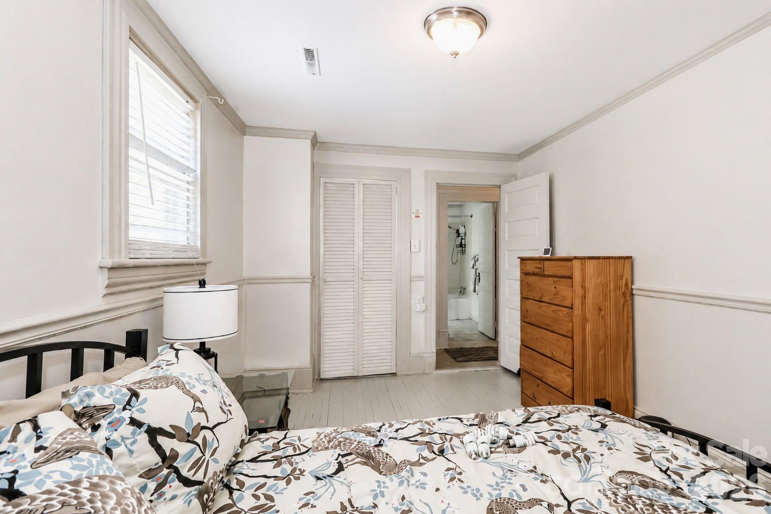 235 N Race Street — Statesville