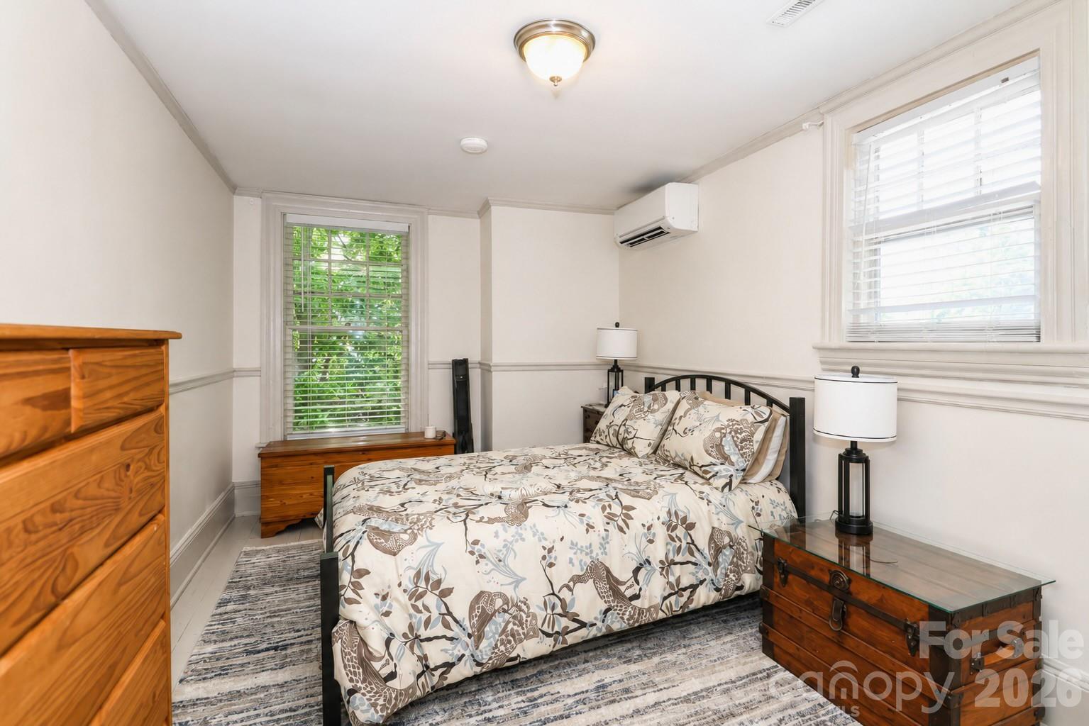 235 N Race Street — Statesville