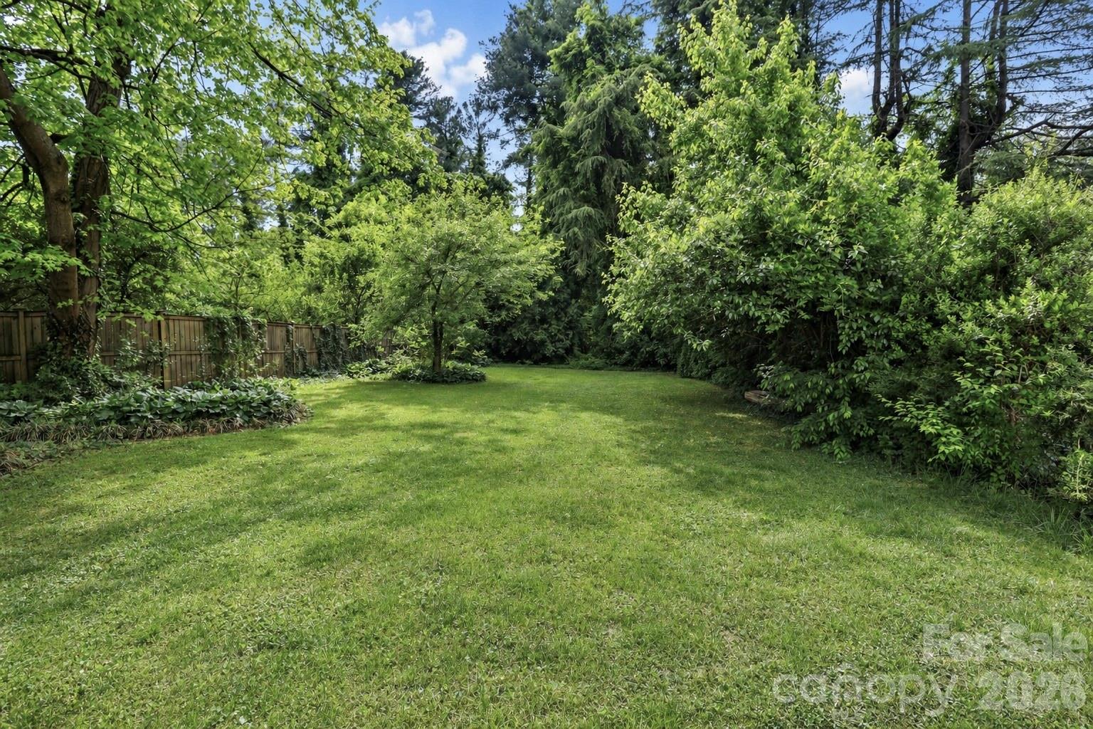235 N Race Street — Statesville