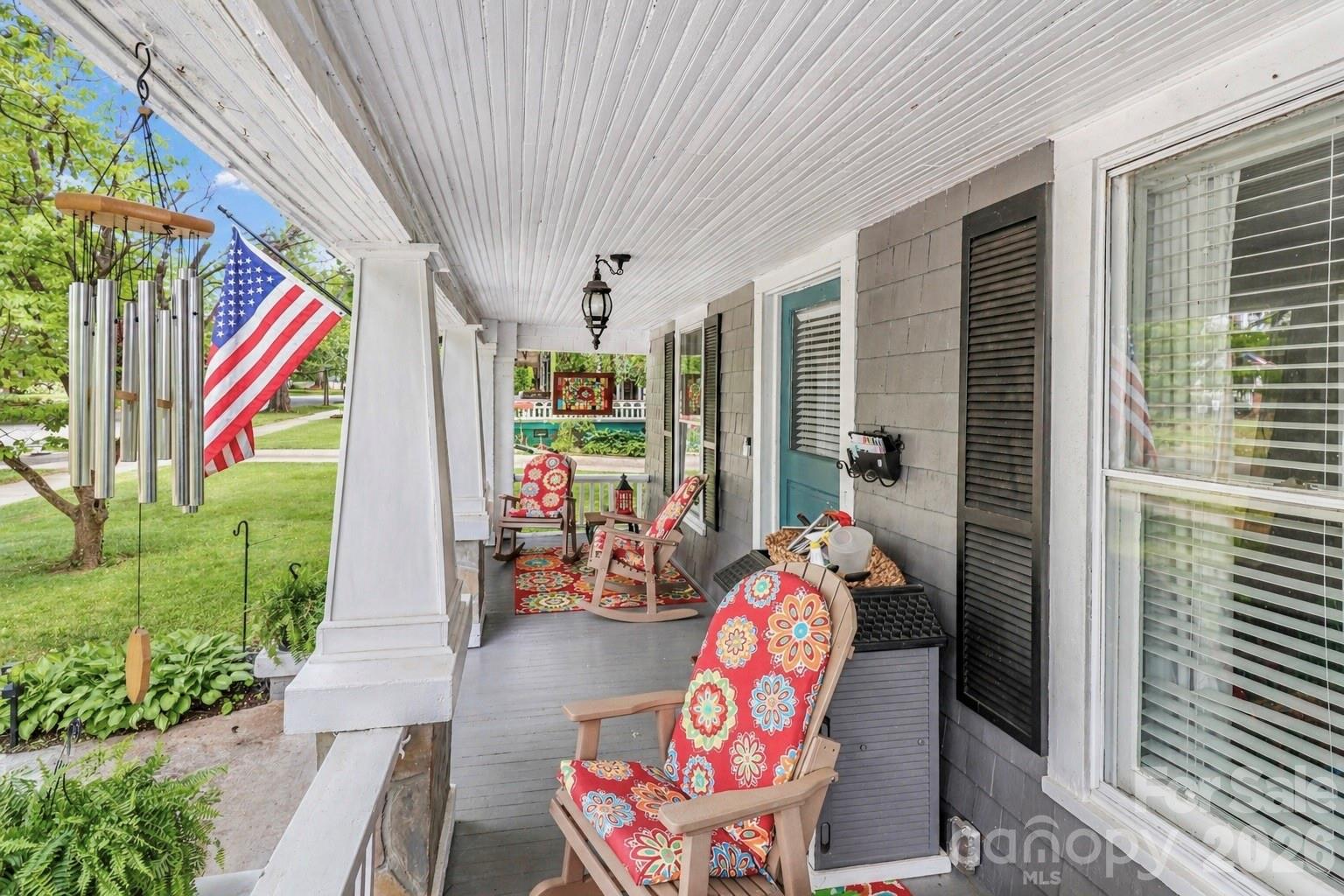 235 N Race Street — Statesville