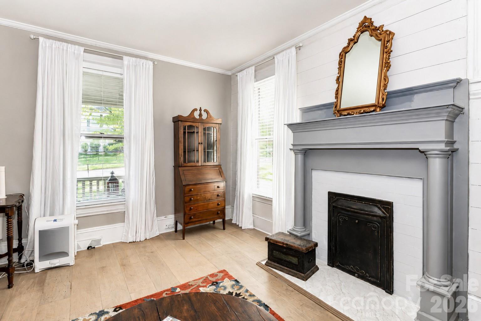 235 N Race Street — Statesville