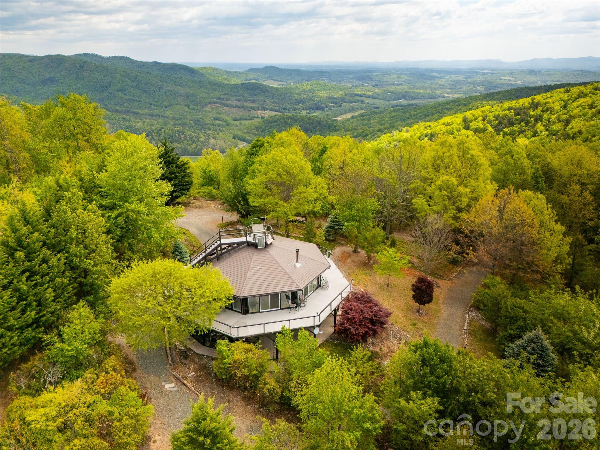 146 Cherokee Lane — Purlear