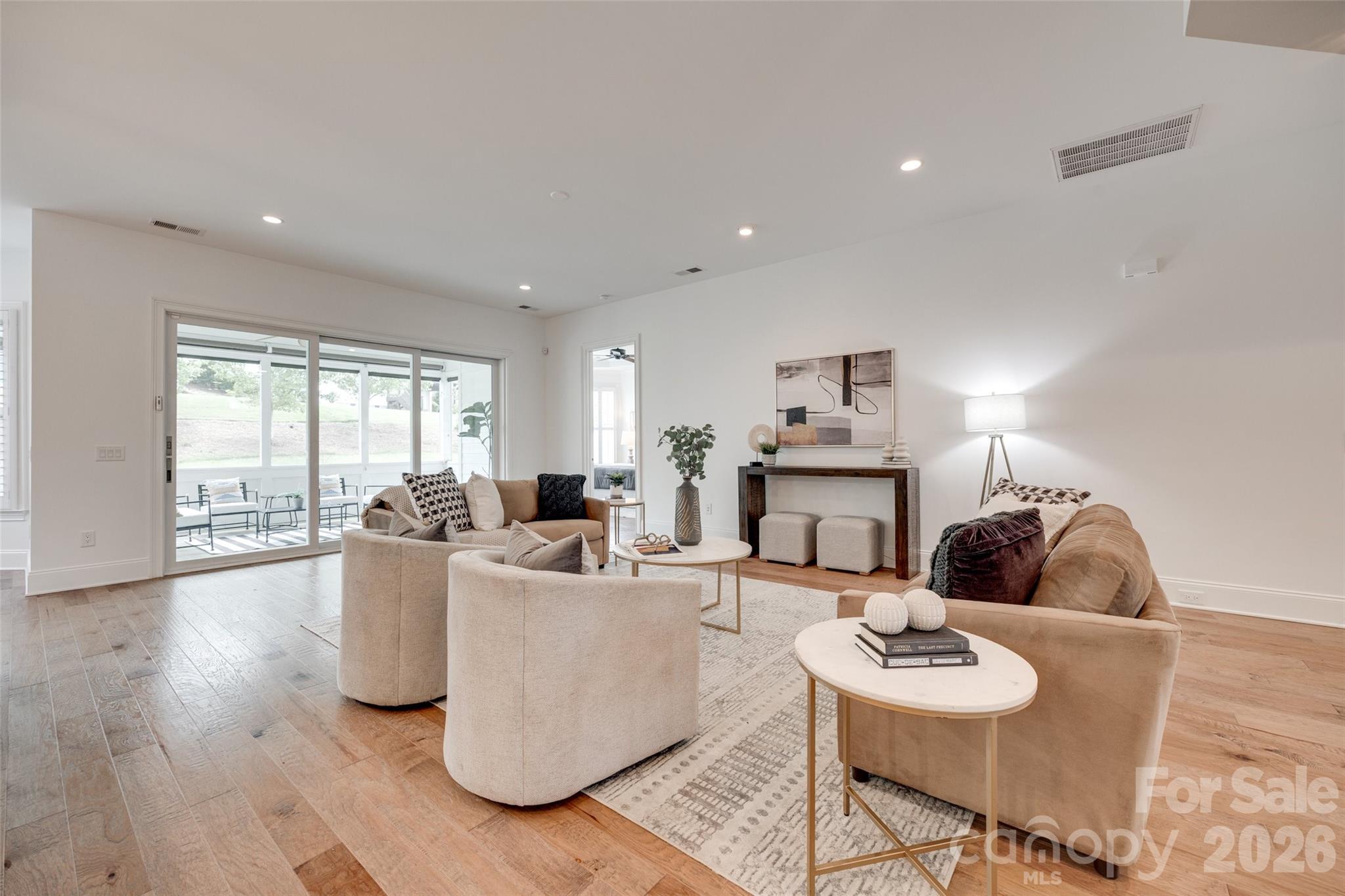 15927 Vale Ridge Drive — Charlotte
