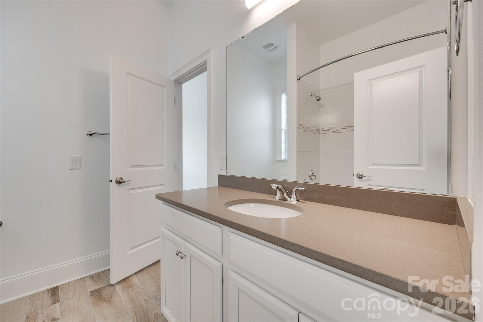 15927 Vale Ridge Drive — Charlotte