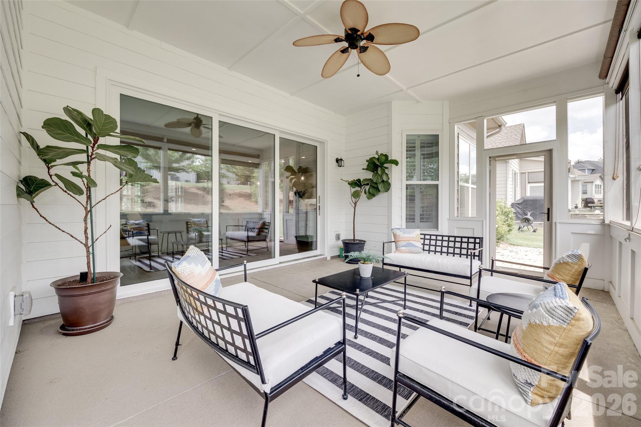 15927 Vale Ridge Drive — Charlotte