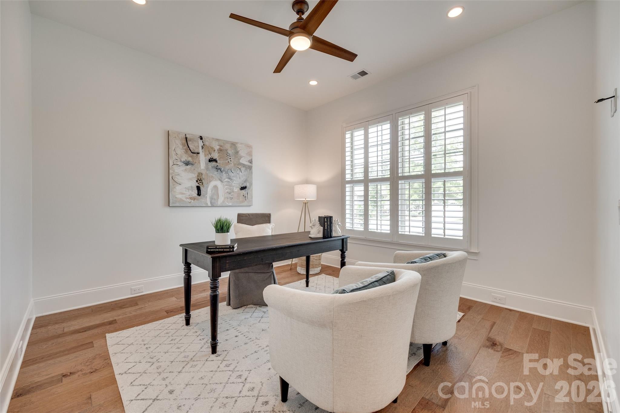 15927 Vale Ridge Drive — Charlotte