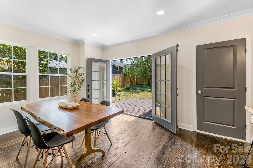 131 Woodrow Avenue — Asheville