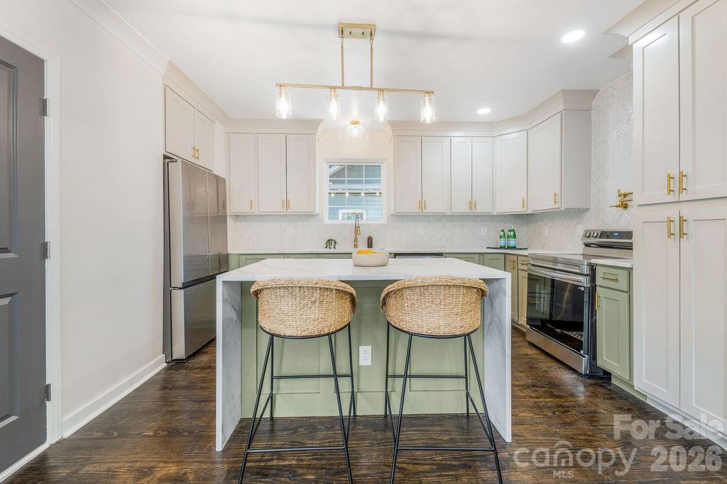 131 Woodrow Avenue — Asheville