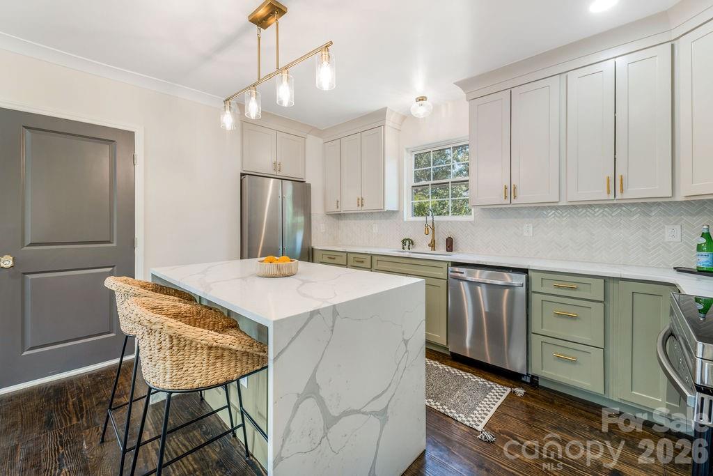 131 Woodrow Avenue — Asheville