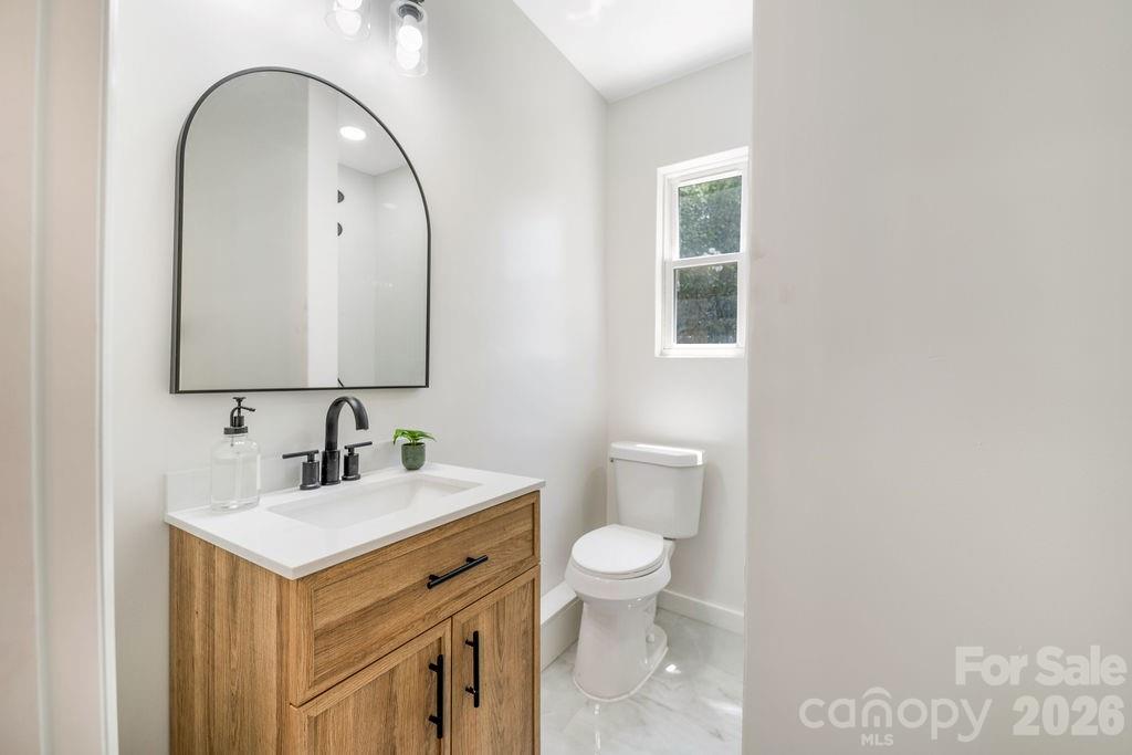 131 Woodrow Avenue — Asheville