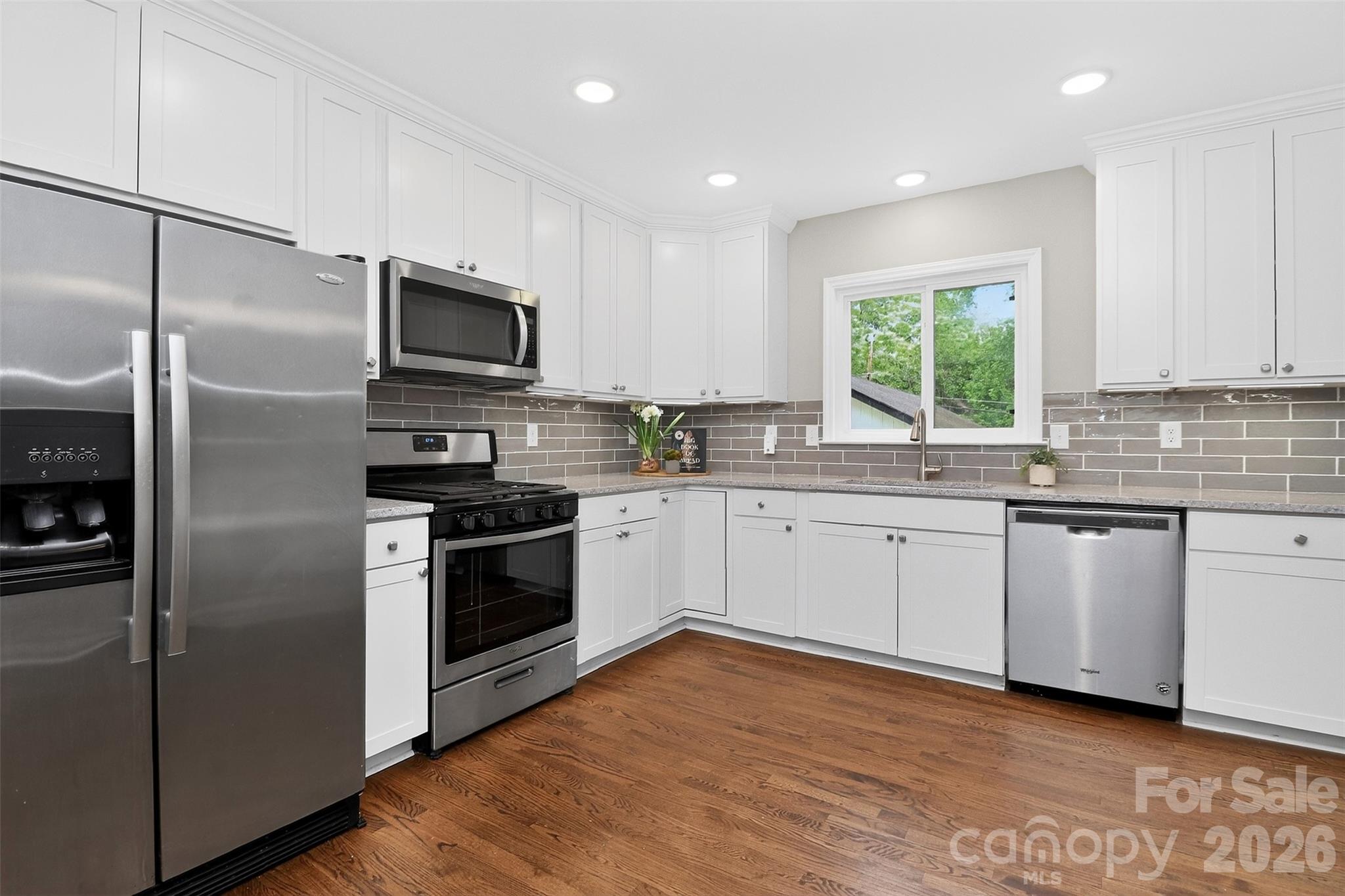 6632 Lancer Drive — Charlotte