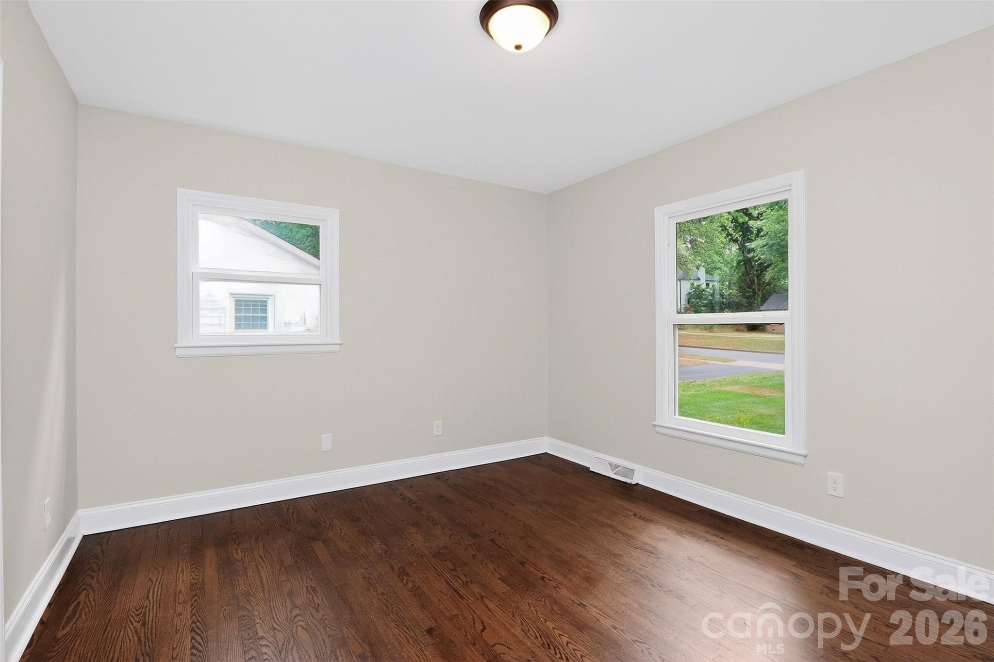 6632 Lancer Drive — Charlotte