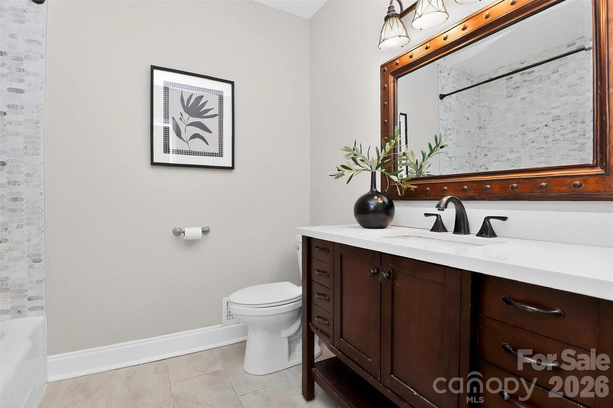 6632 Lancer Drive — Charlotte