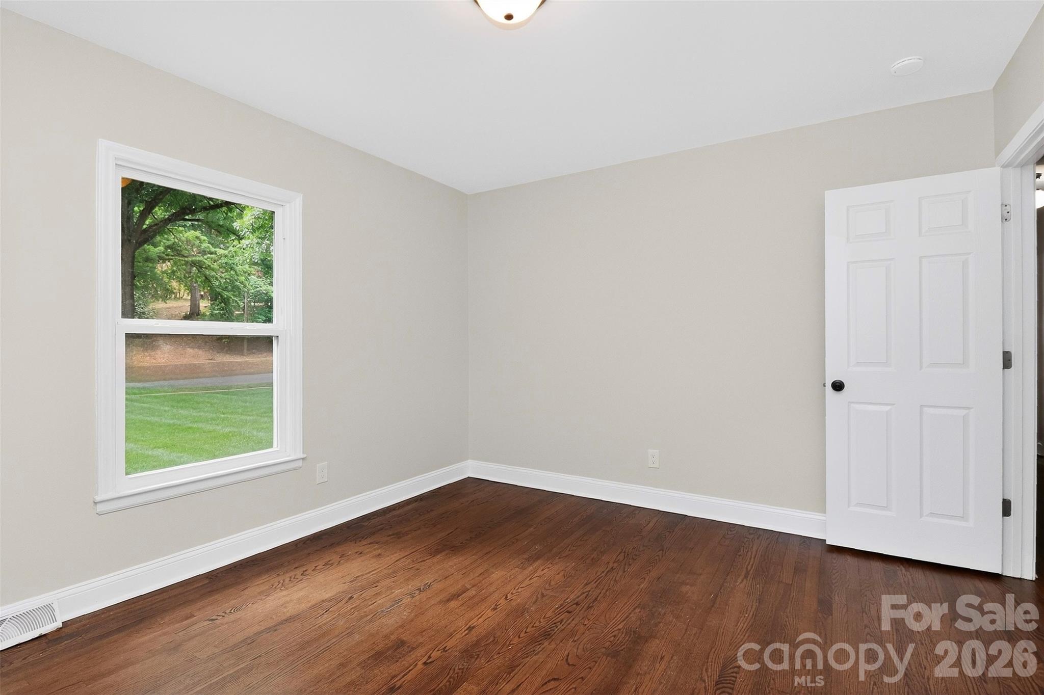 6632 Lancer Drive — Charlotte