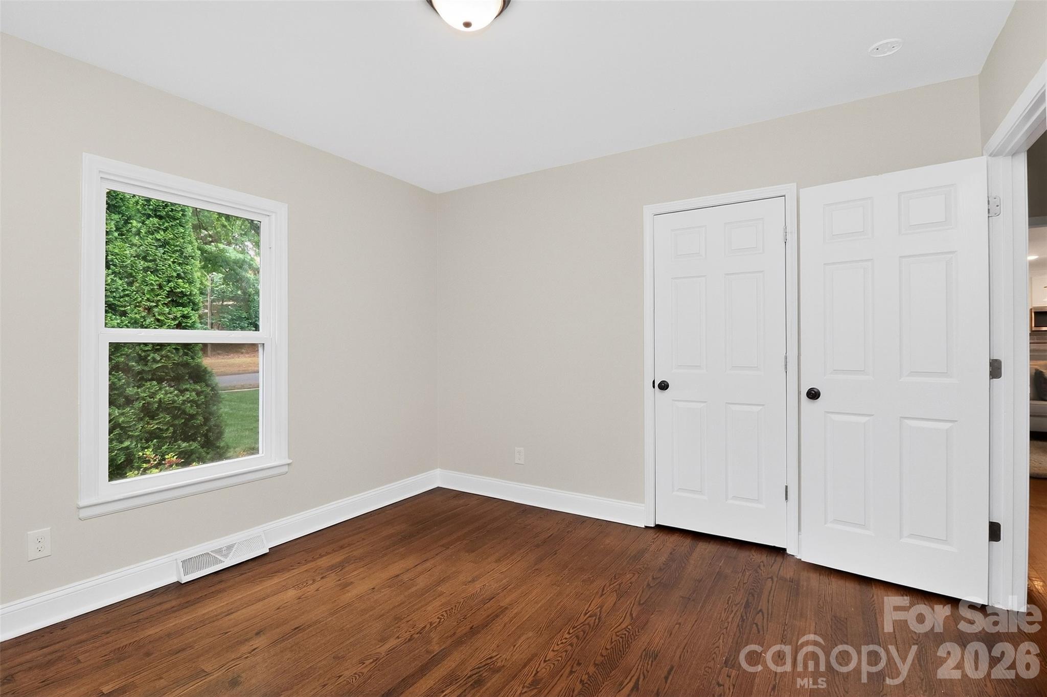 6632 Lancer Drive — Charlotte