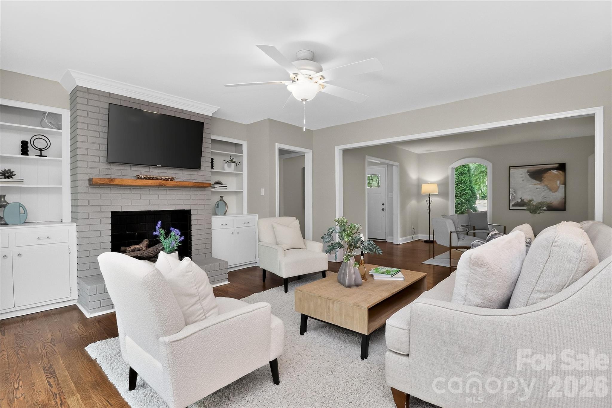 6632 Lancer Drive — Charlotte