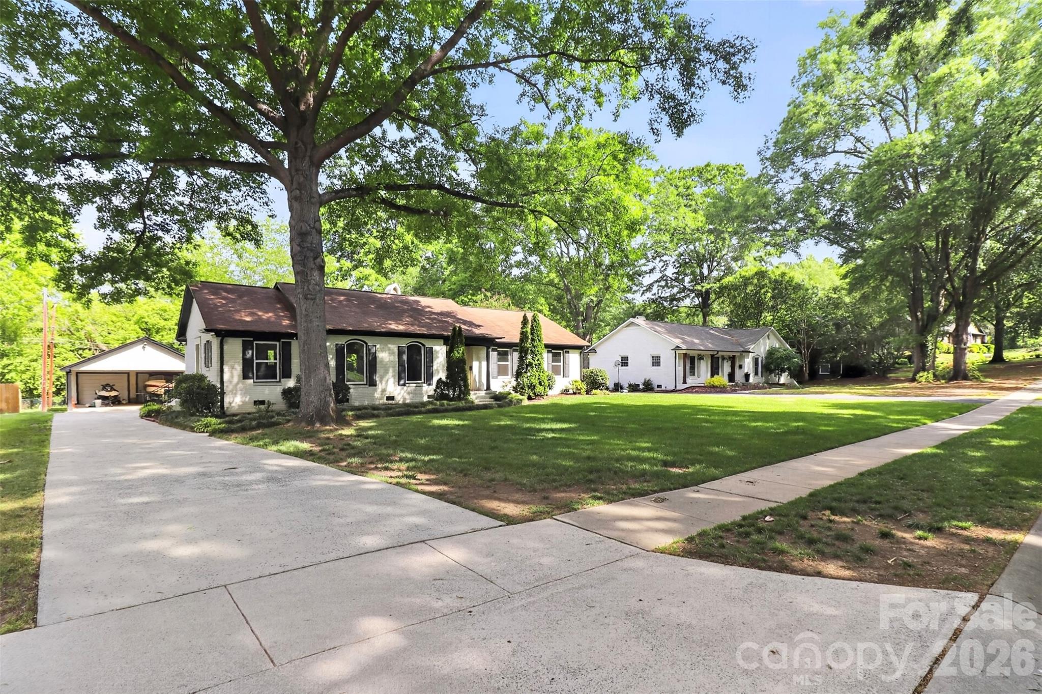 6632 Lancer Drive — Charlotte