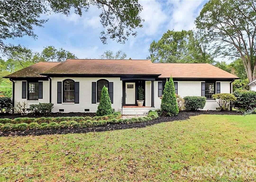 6632 Lancer Drive — Charlotte