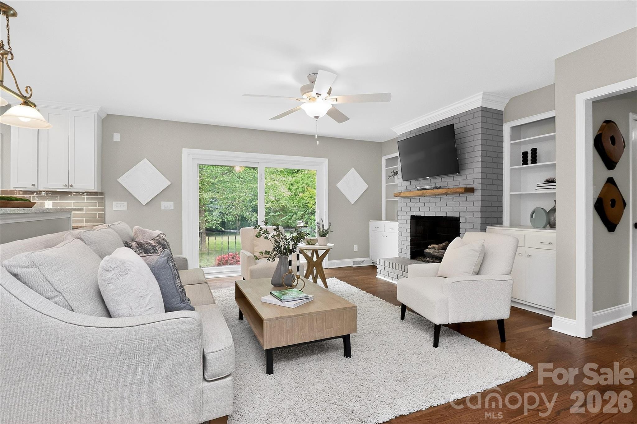 6632 Lancer Drive — Charlotte