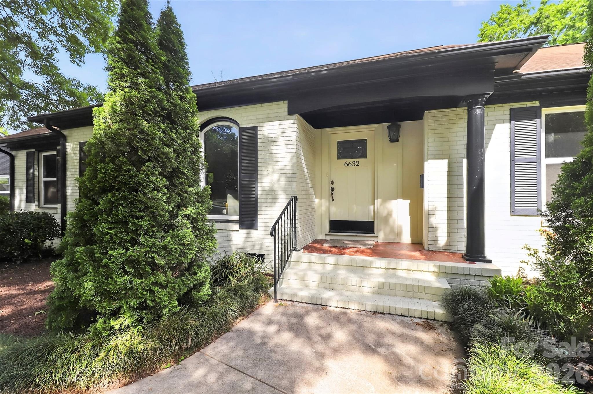 6632 Lancer Drive — Charlotte