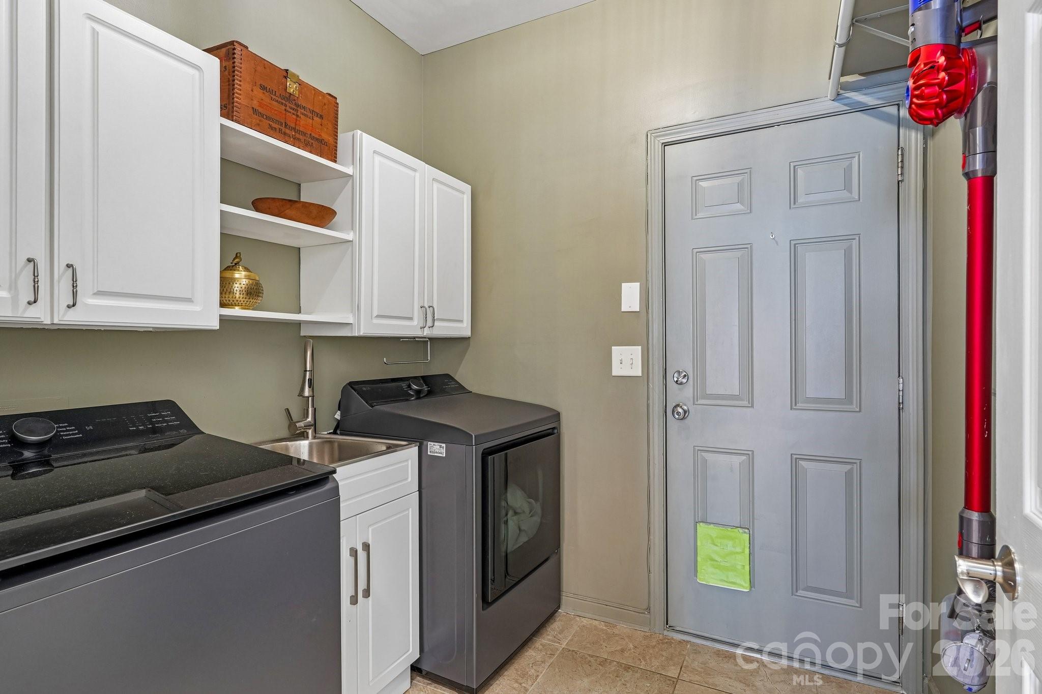 141 Wren Hill Drive — Mooresville