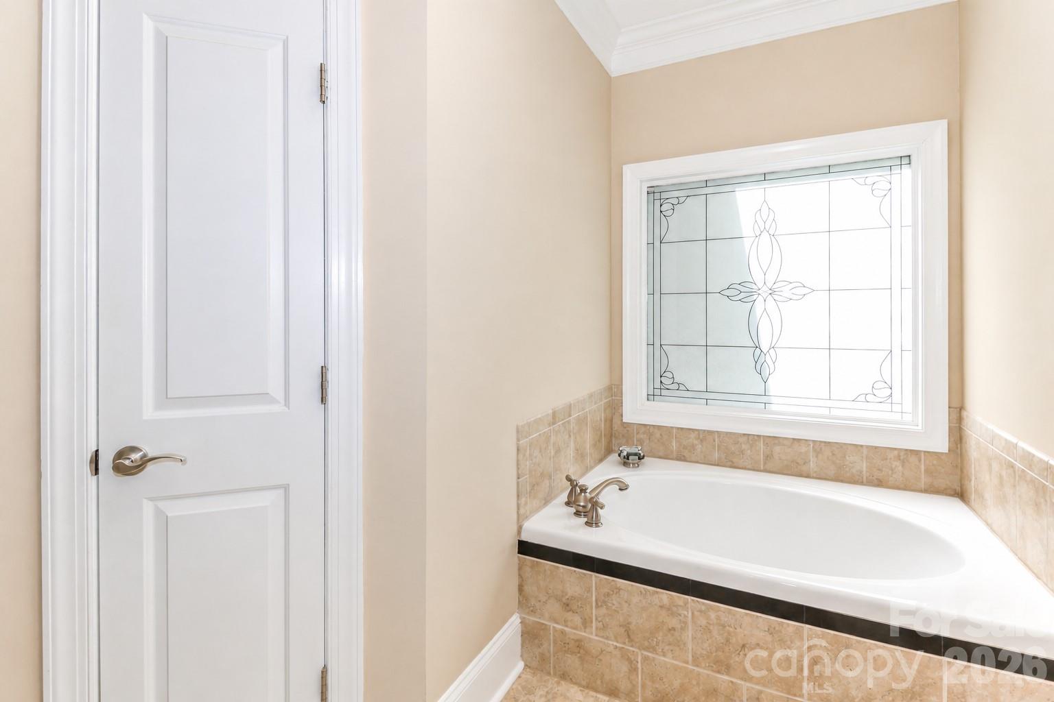 909 Argyle Court — Statesville