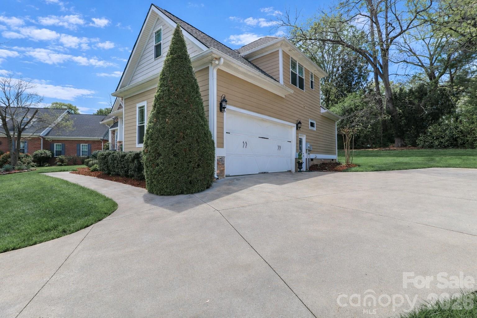 909 Argyle Court — Statesville