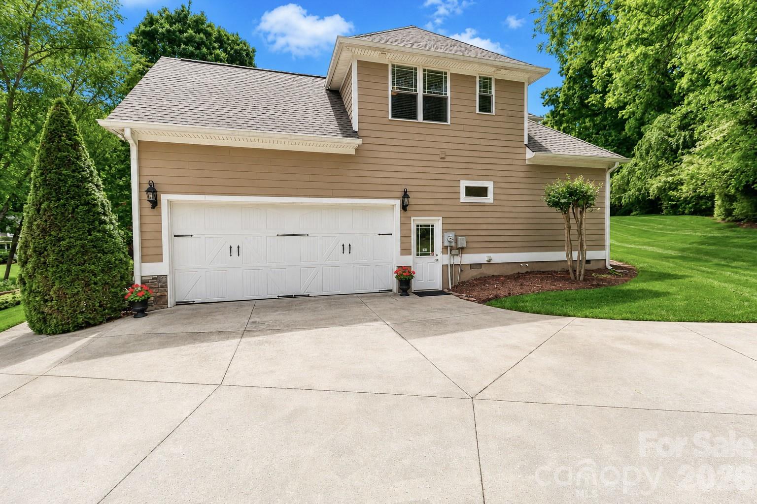 909 Argyle Court — Statesville