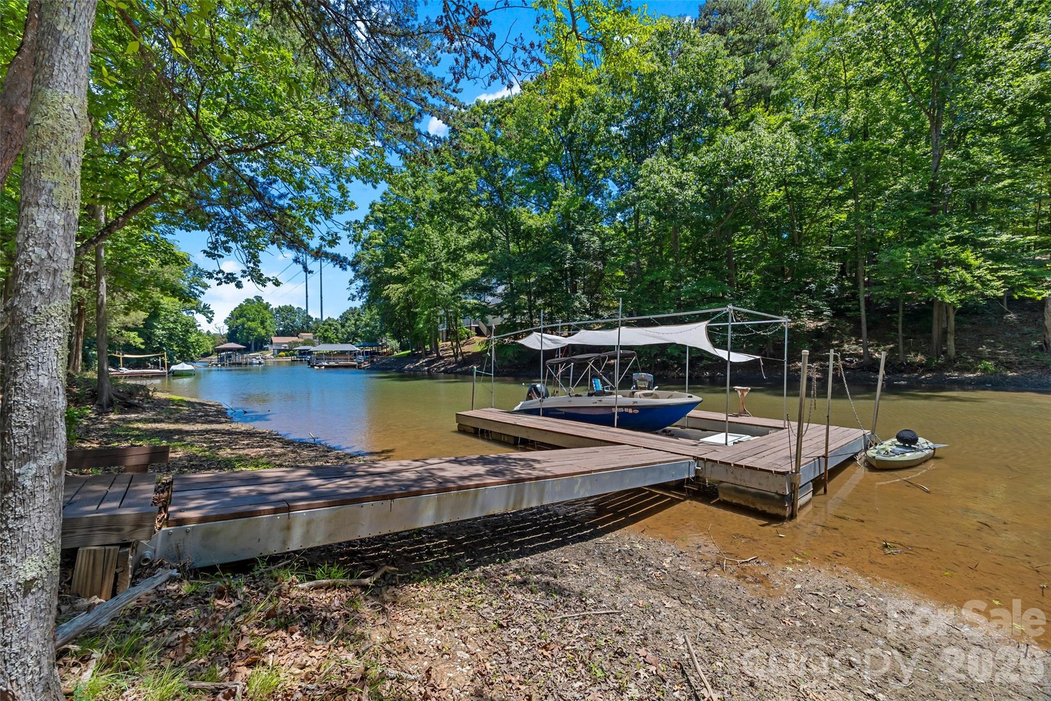 662 Sandbar Point — Lake Wylie