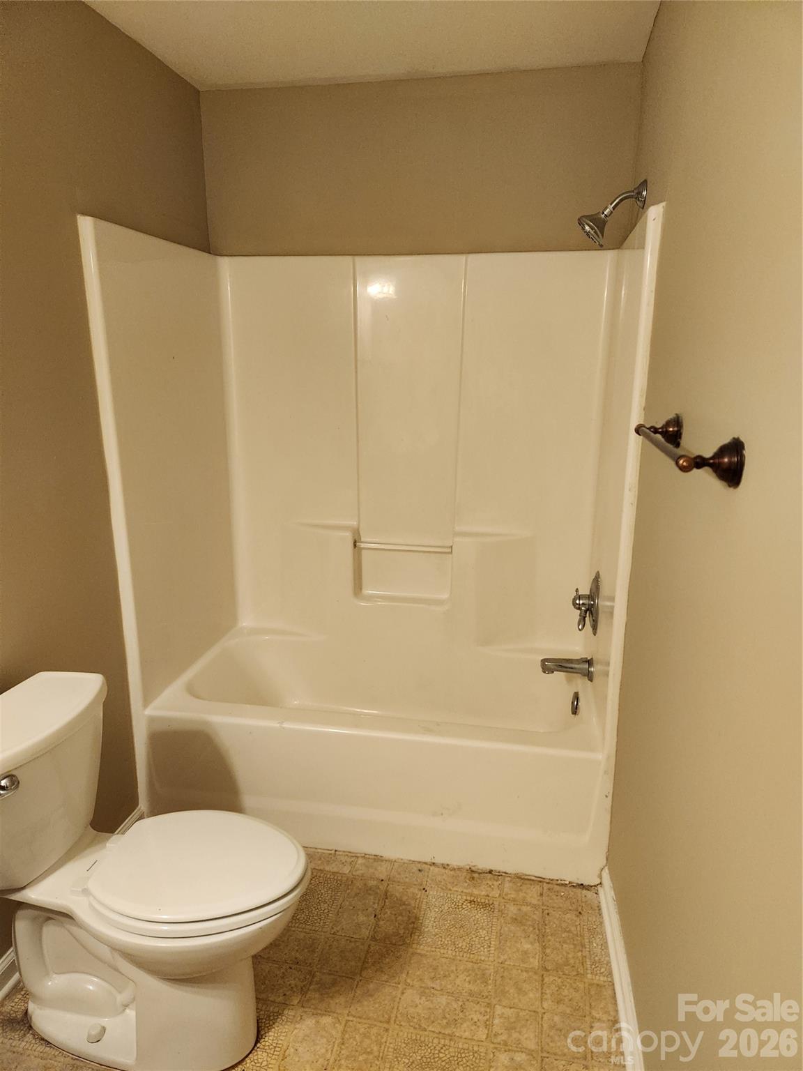 1404 W Mauney Avenue — Gastonia