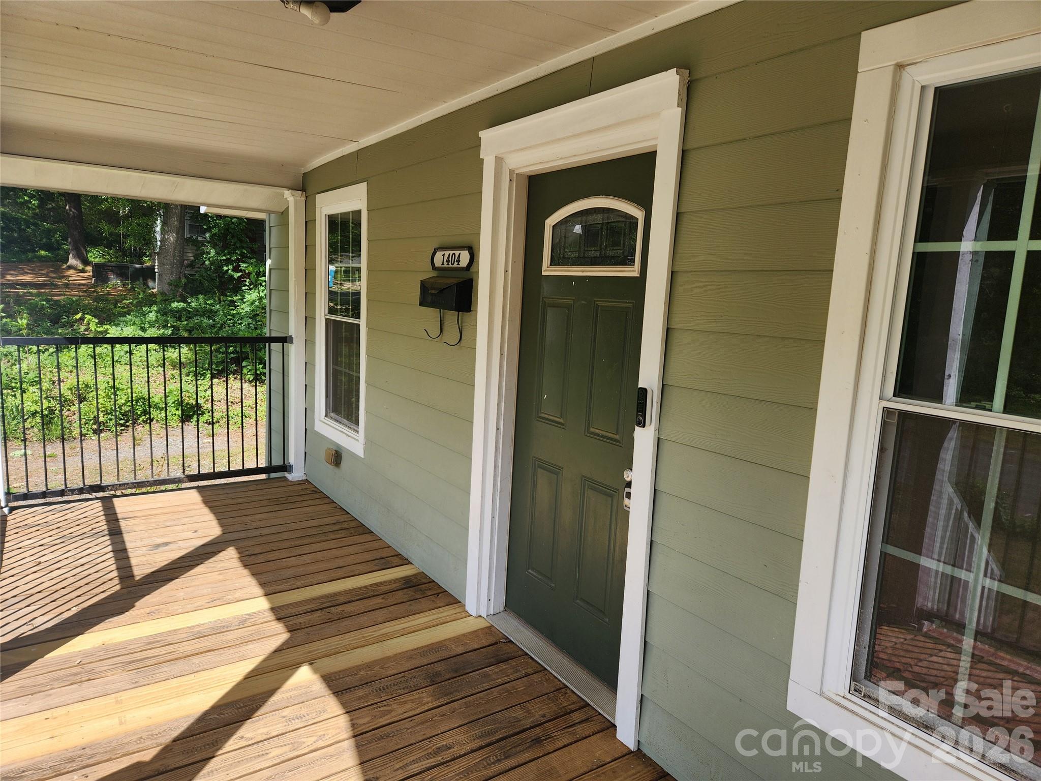 1404 W Mauney Avenue — Gastonia
