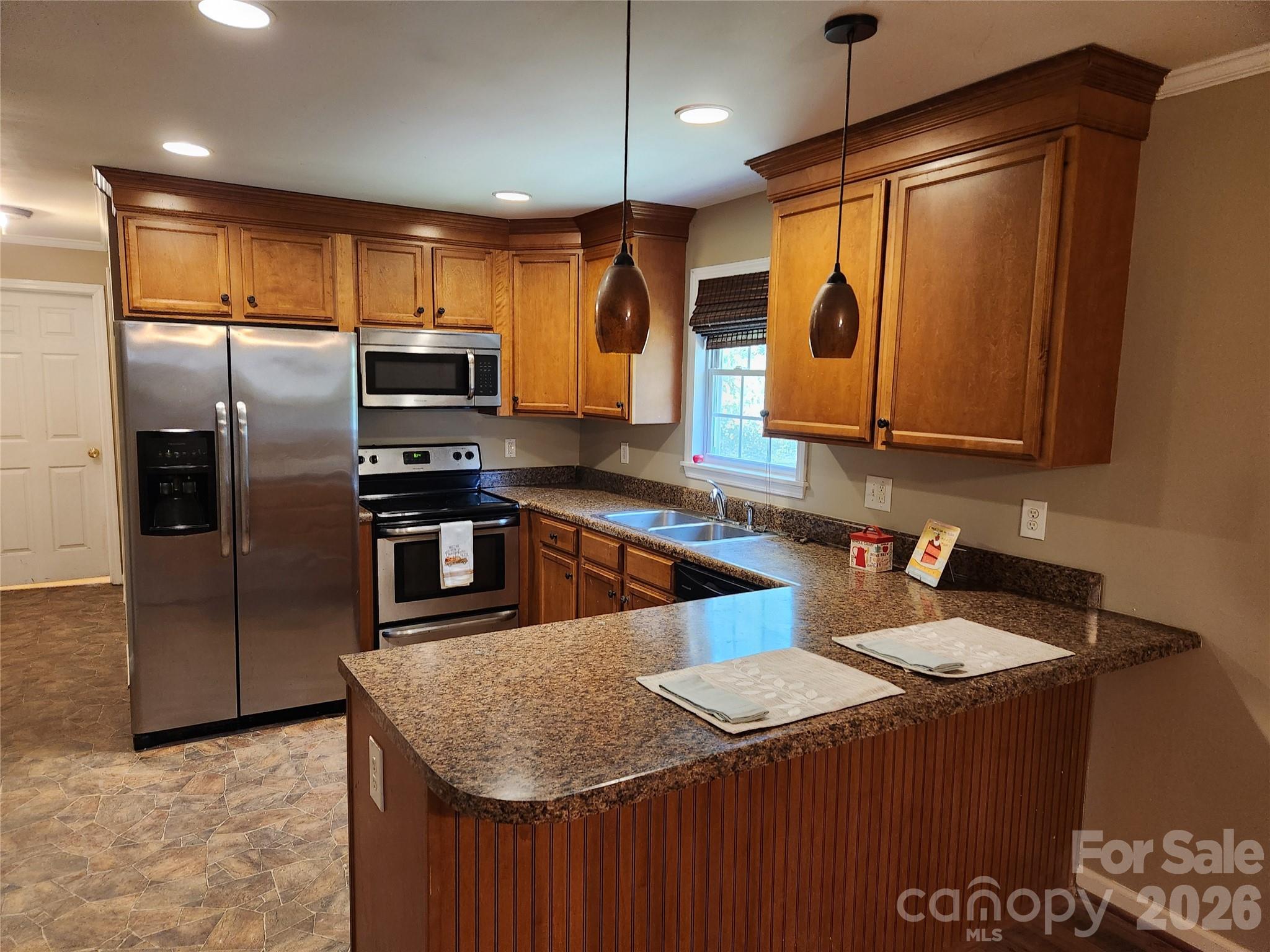 1404 W Mauney Avenue — Gastonia