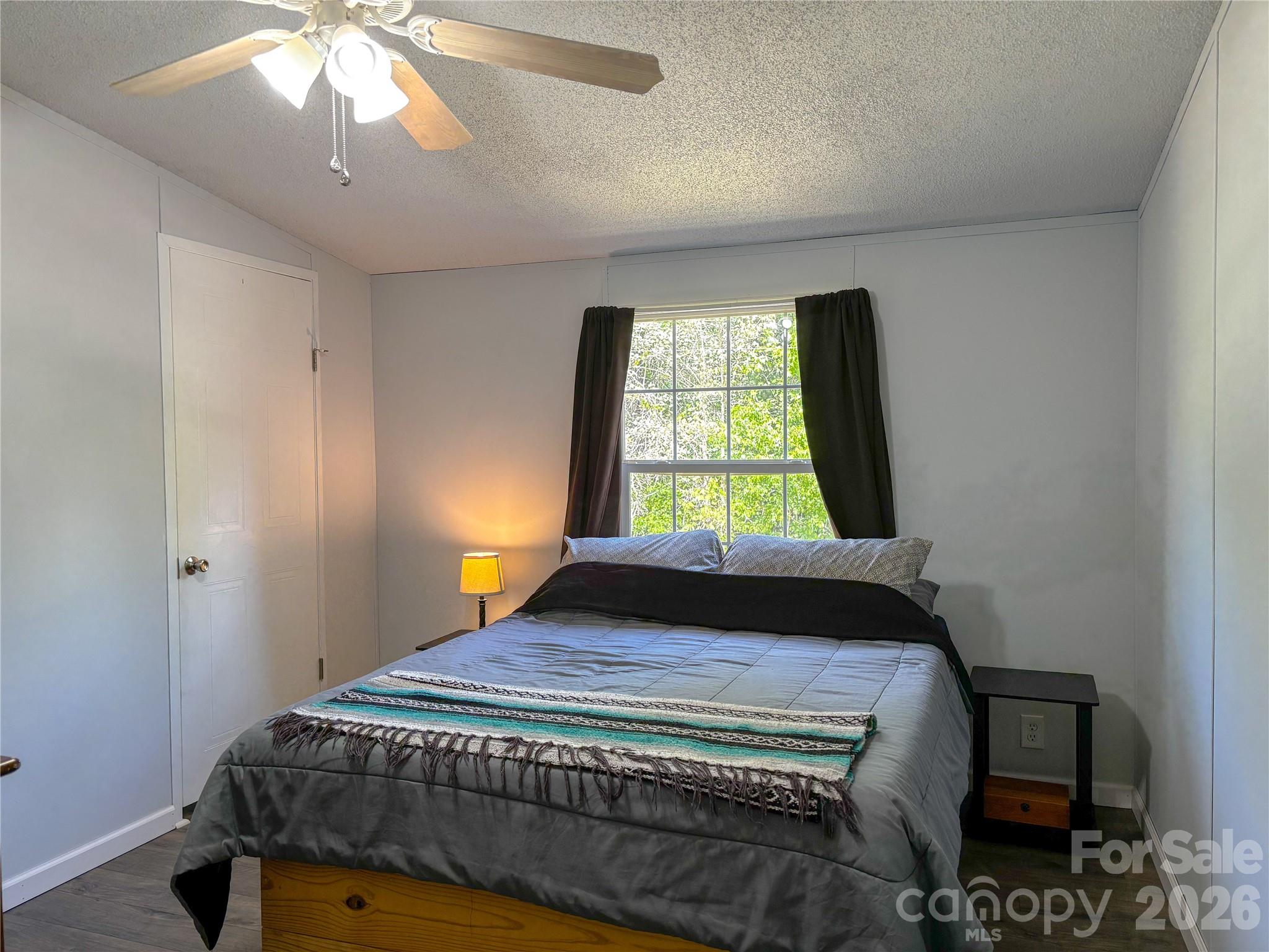2330 West View Acres Avenue Extension — Hickory