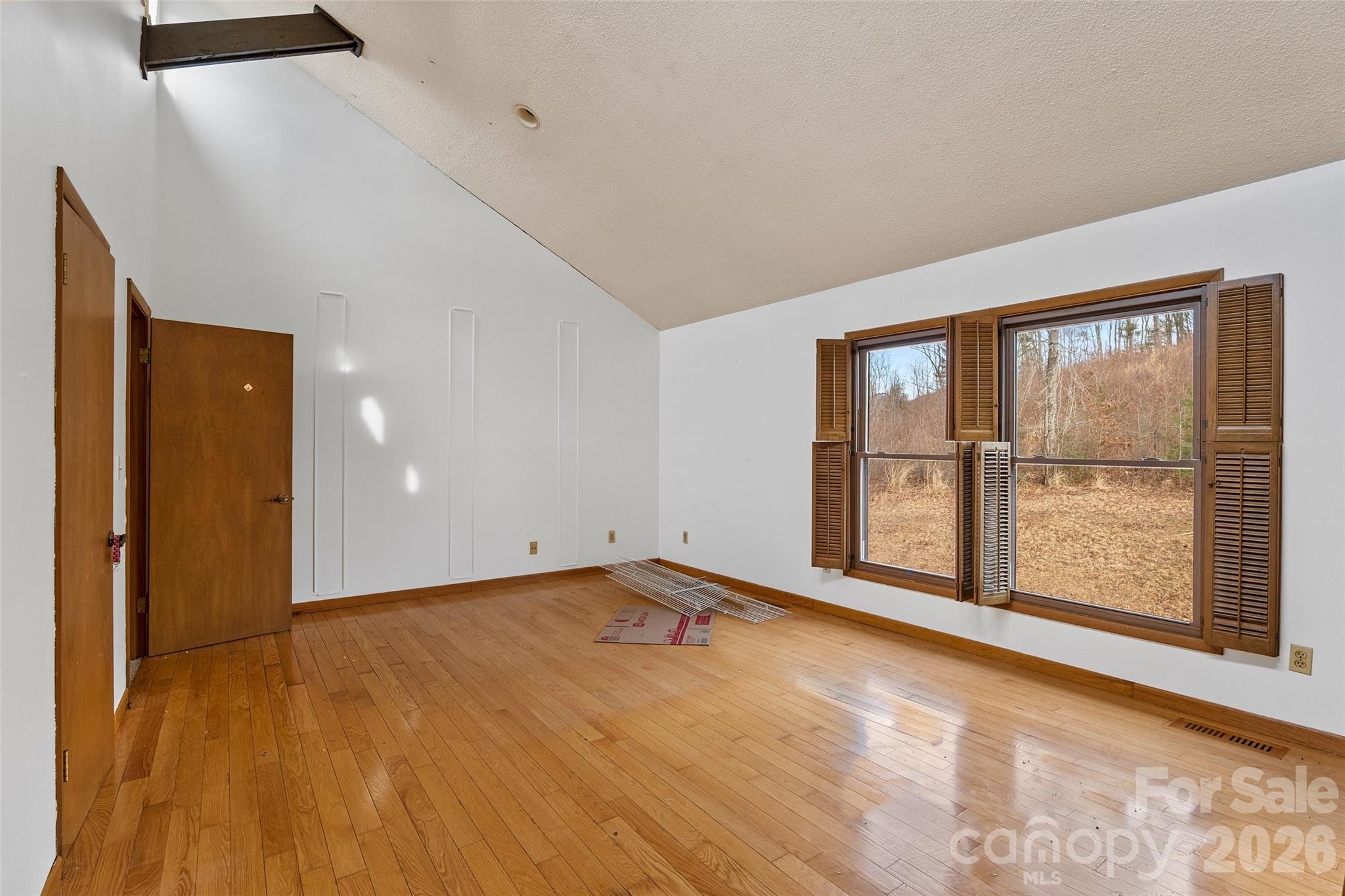 2025 Howard Gap Road — Hendersonville