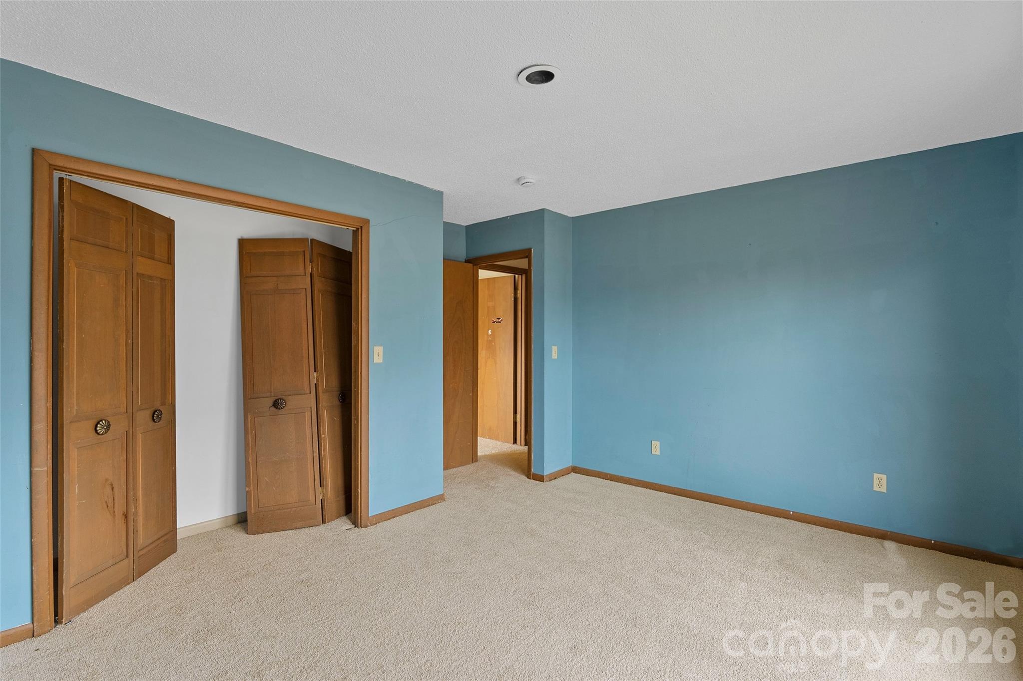 2025 Howard Gap Road — Hendersonville