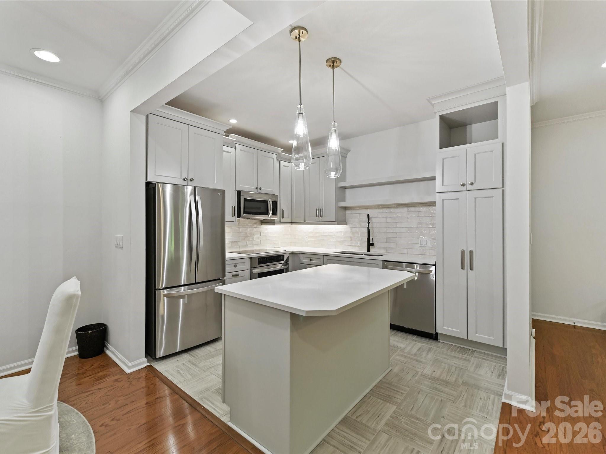 1014 Queens Road #D — Charlotte