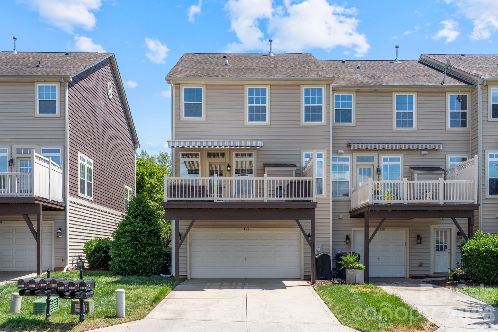 18533 The Commons Boulevard — Cornelius