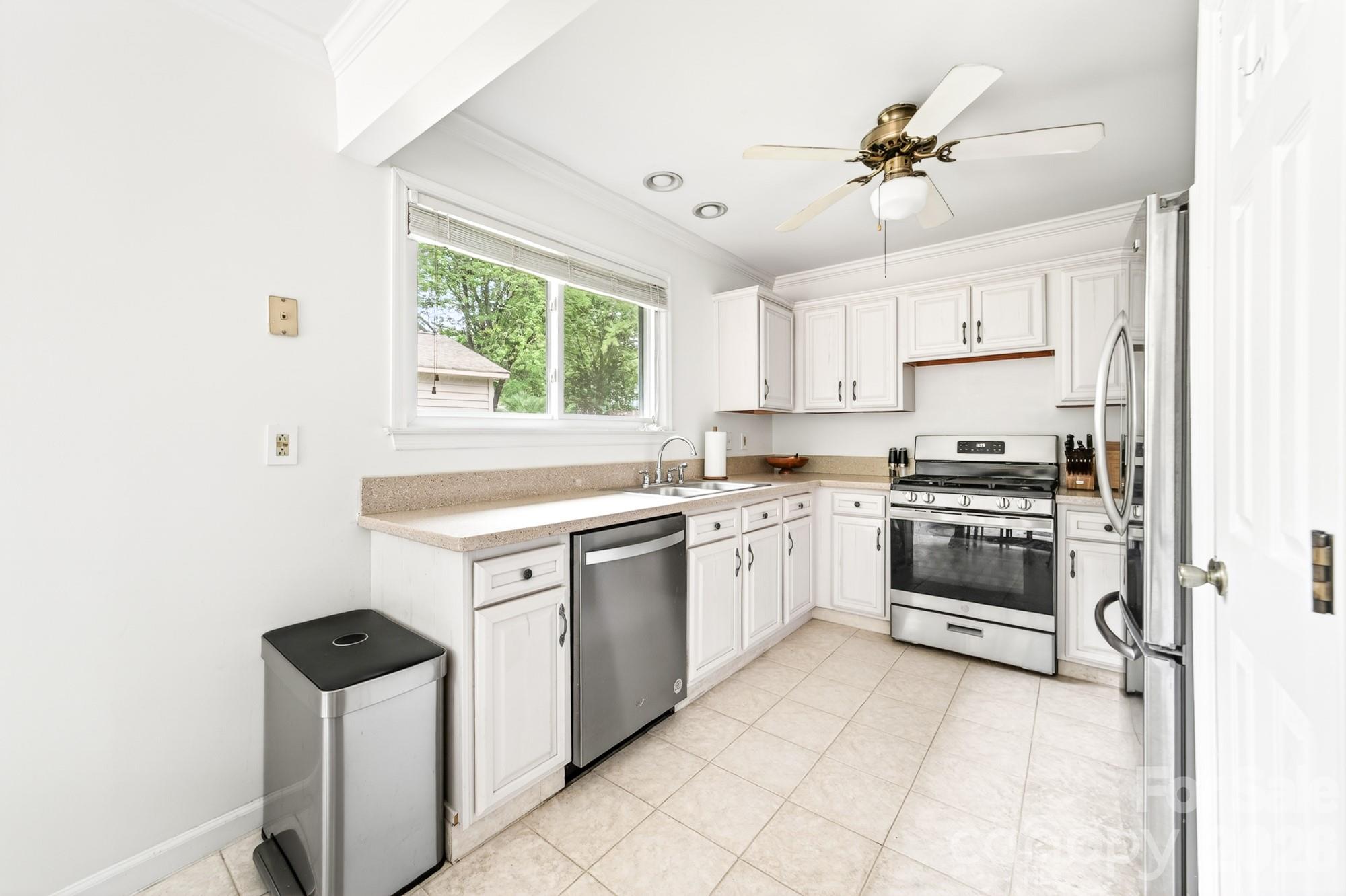11021 Fox Mill Lane — Charlotte