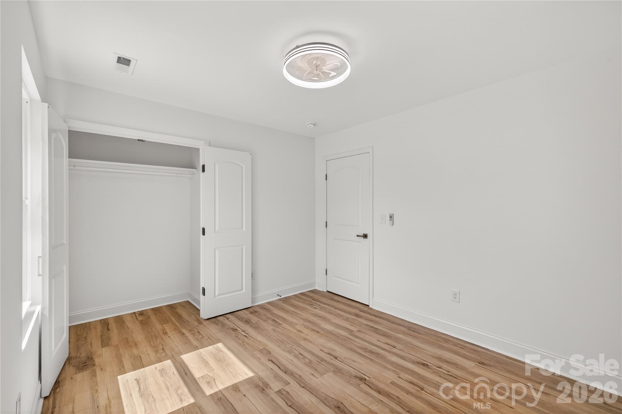 622 W Catawba Avenue — Mount Holly