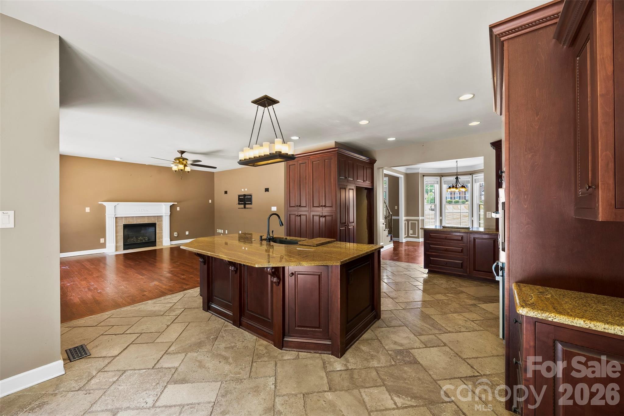 6520 Hollow Oak Drive — Mint Hill