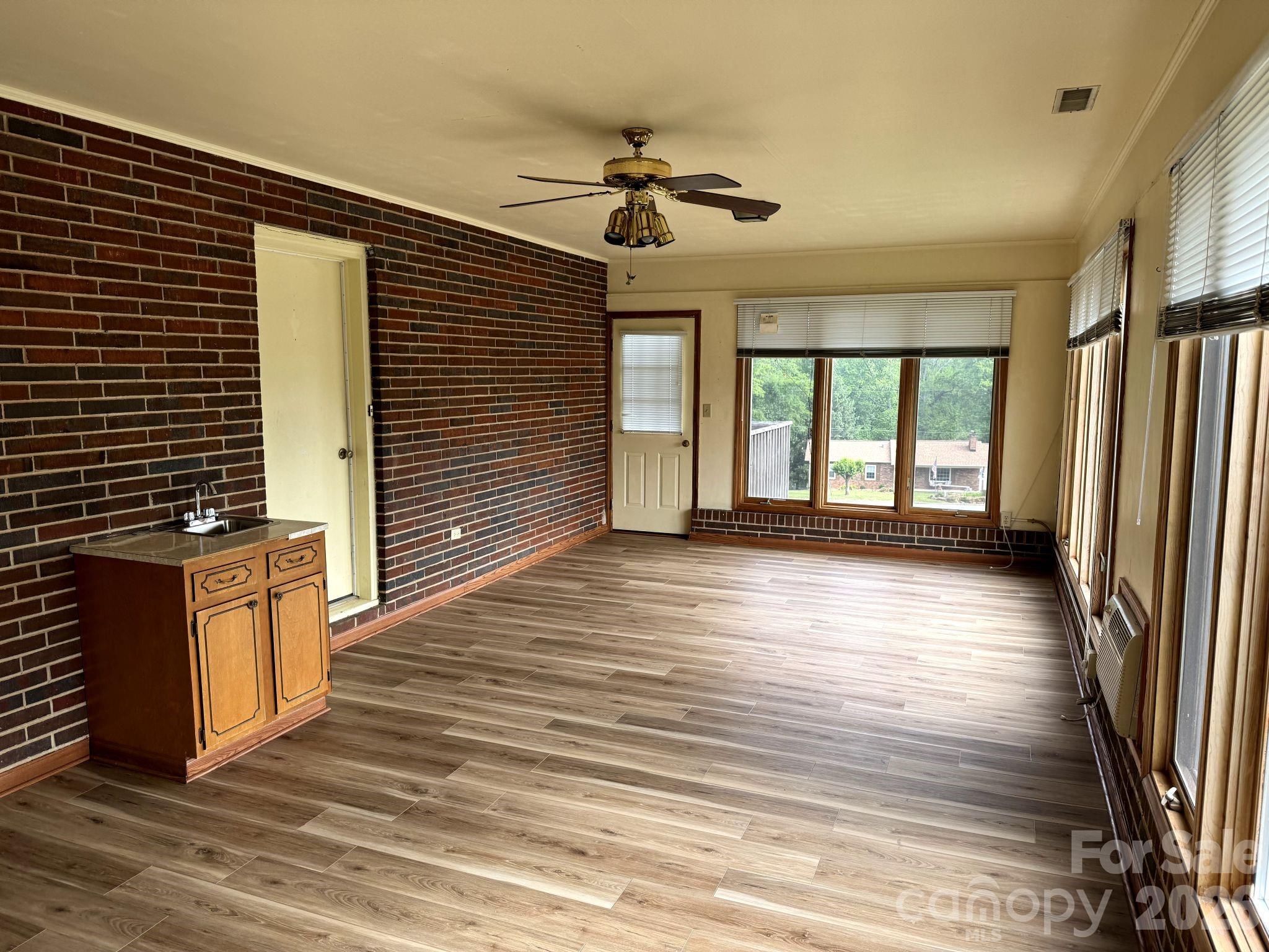 1 Clearview Street — Granite Falls