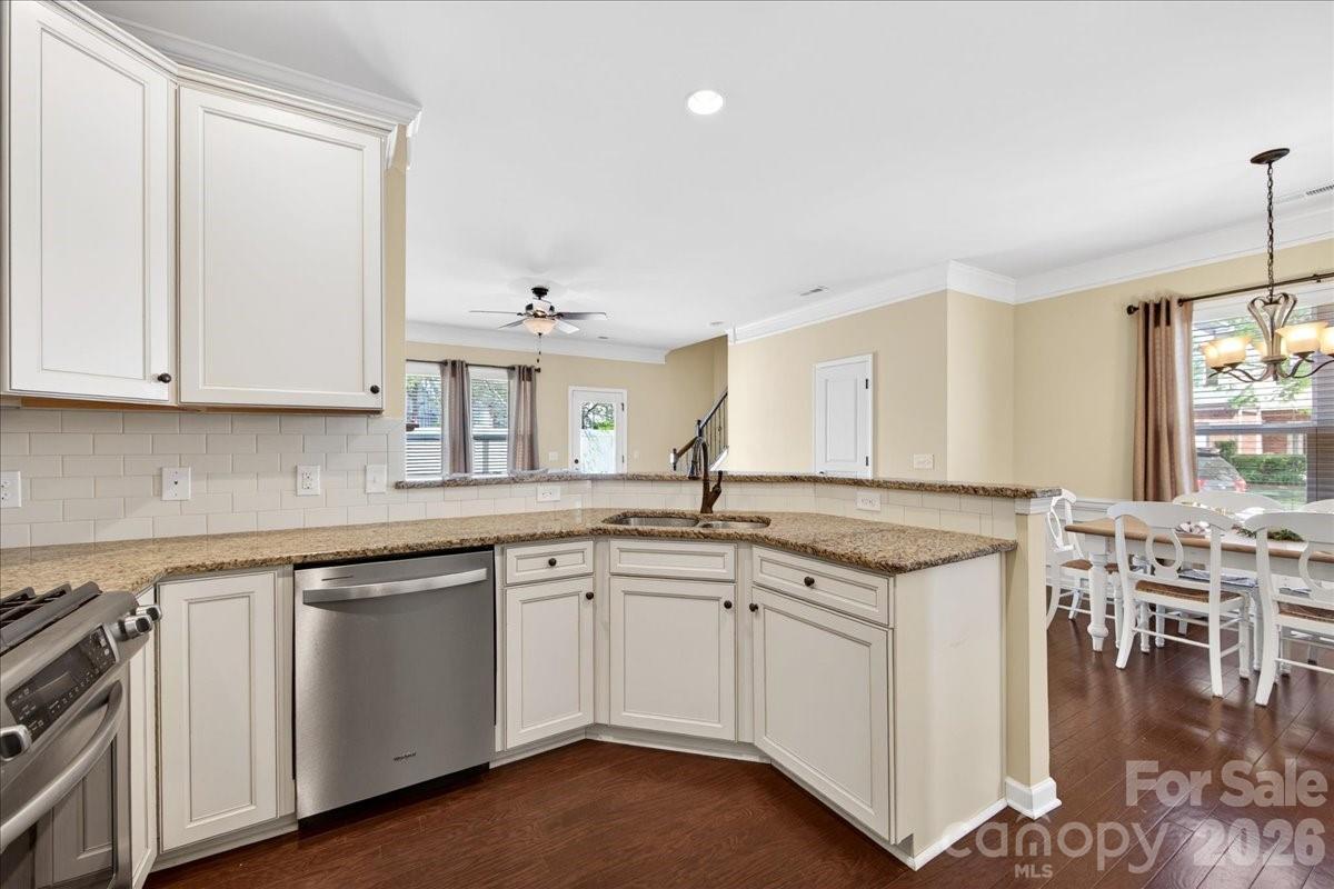 6453 Silver Star Lane — Charlotte