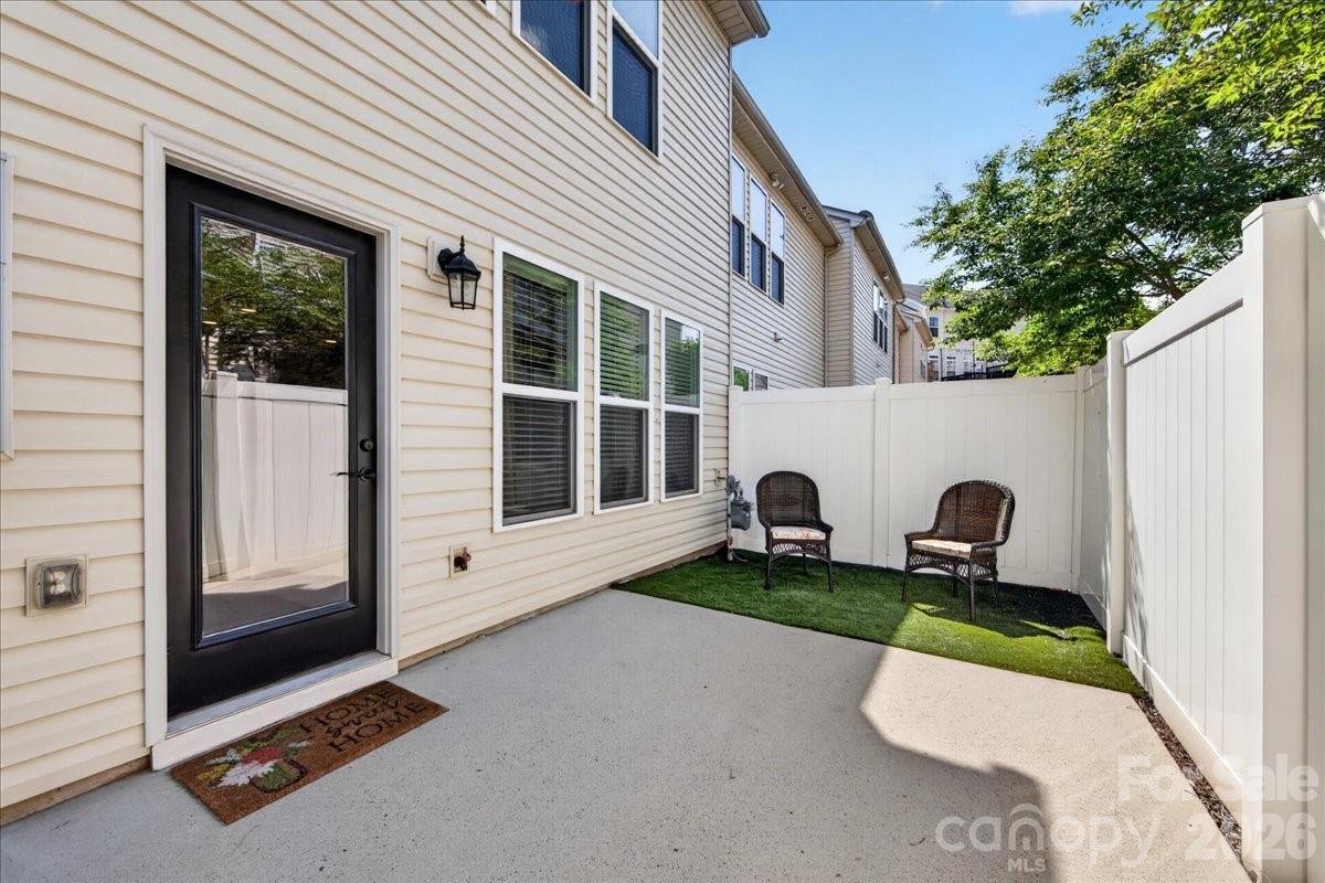 6453 Silver Star Lane — Charlotte