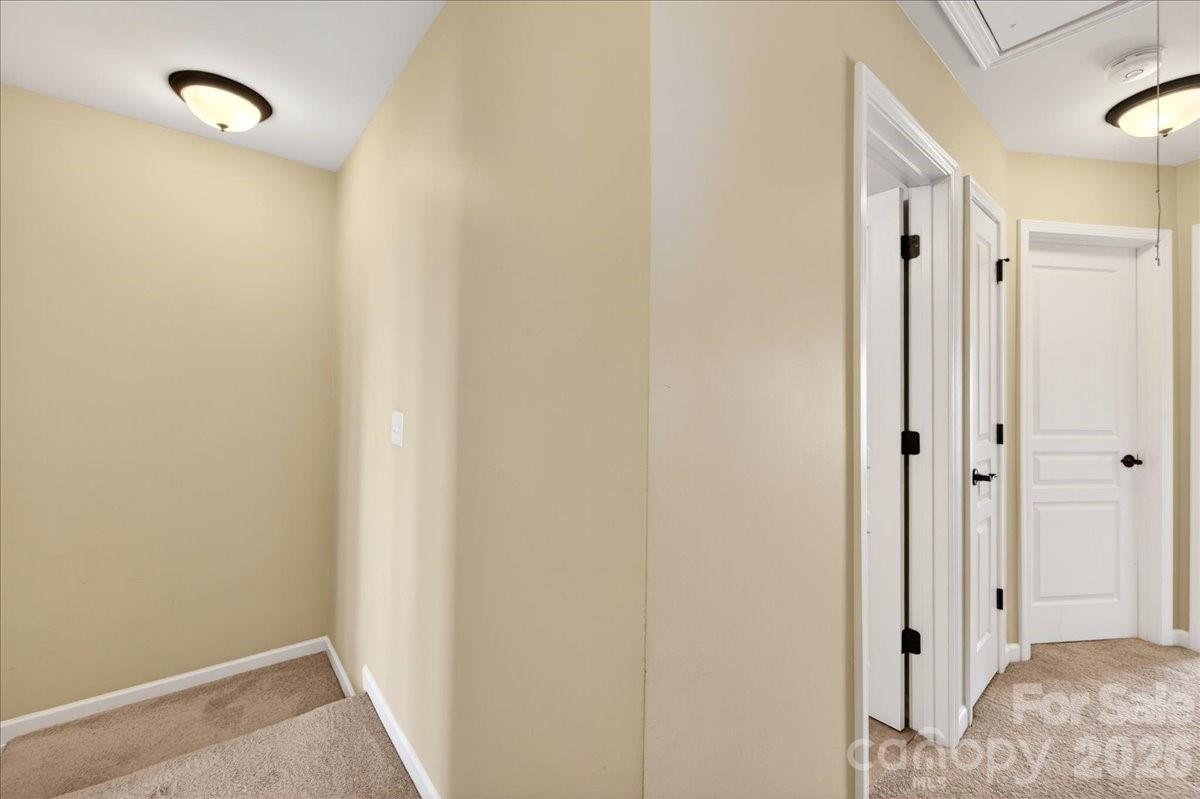 6453 Silver Star Lane — Charlotte