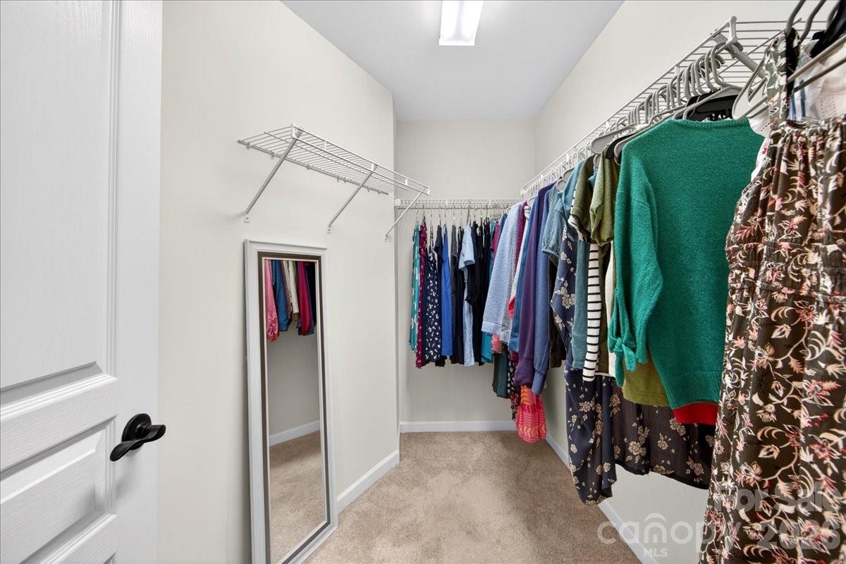 6453 Silver Star Lane — Charlotte